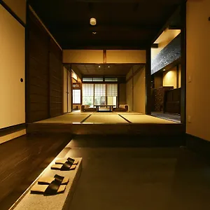  別荘 藏や 千本三条 日本
